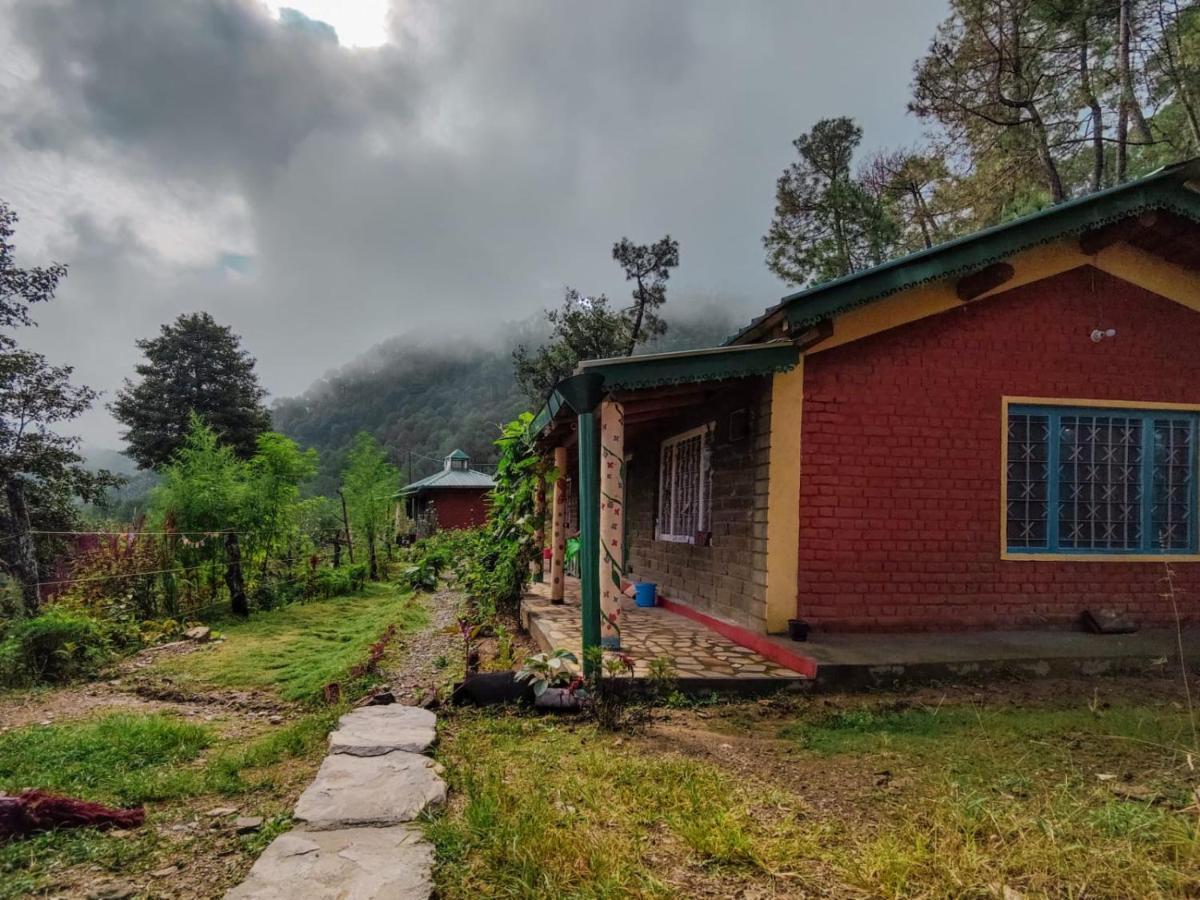 Zen Oaks Appartement Almora Buitenkant foto
