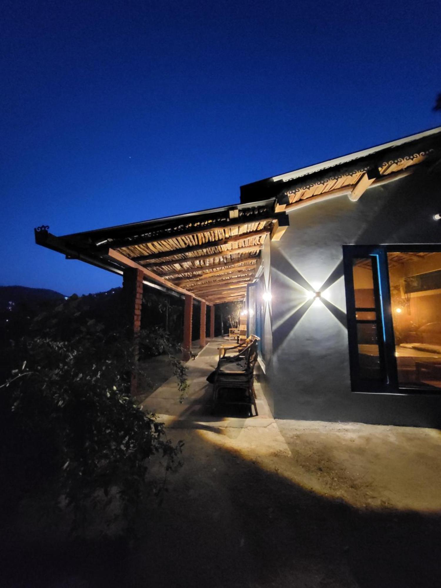 Zen Oaks Appartement Almora Buitenkant foto