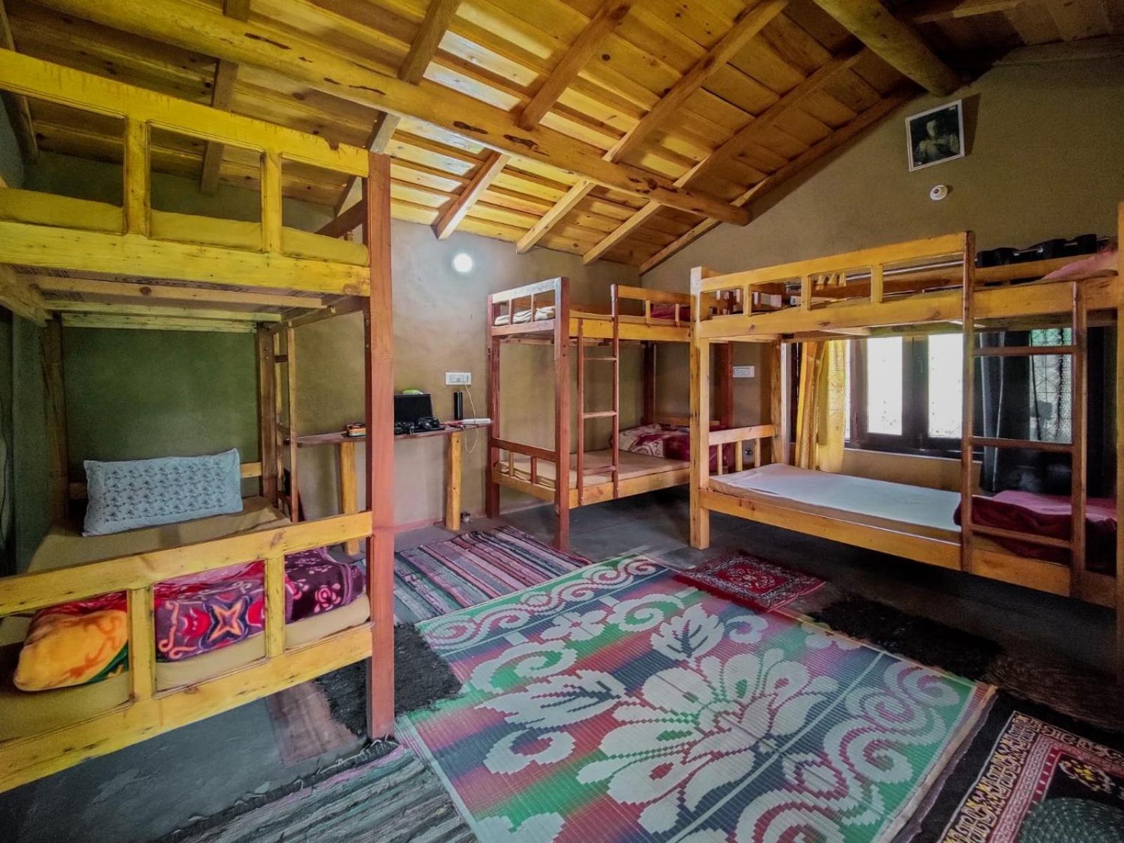 Zen Oaks Appartement Almora Kamer foto